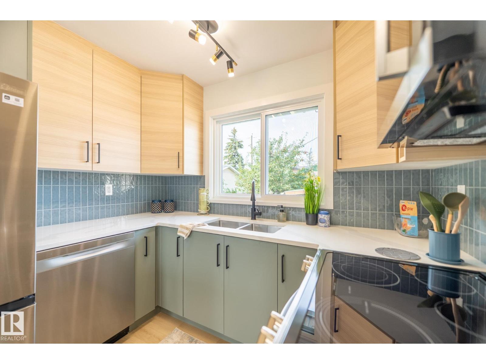 16136 109a Av Nw Property Photo 14