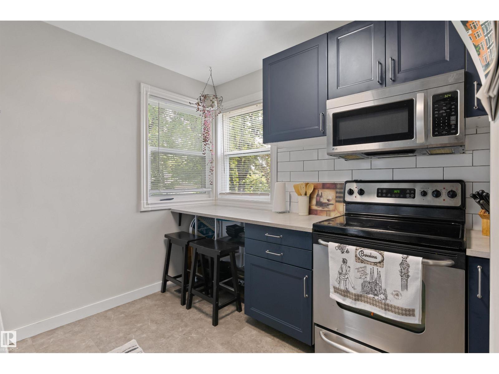 10994 135 St Nw Property Photo 9