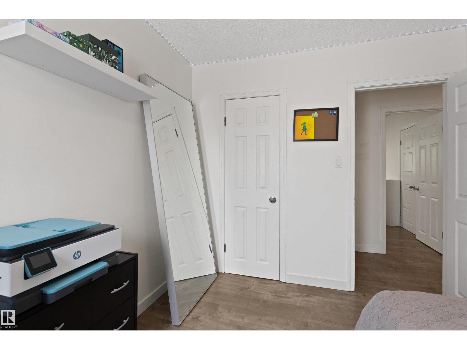 10994 135 St Nw Property Photo 17