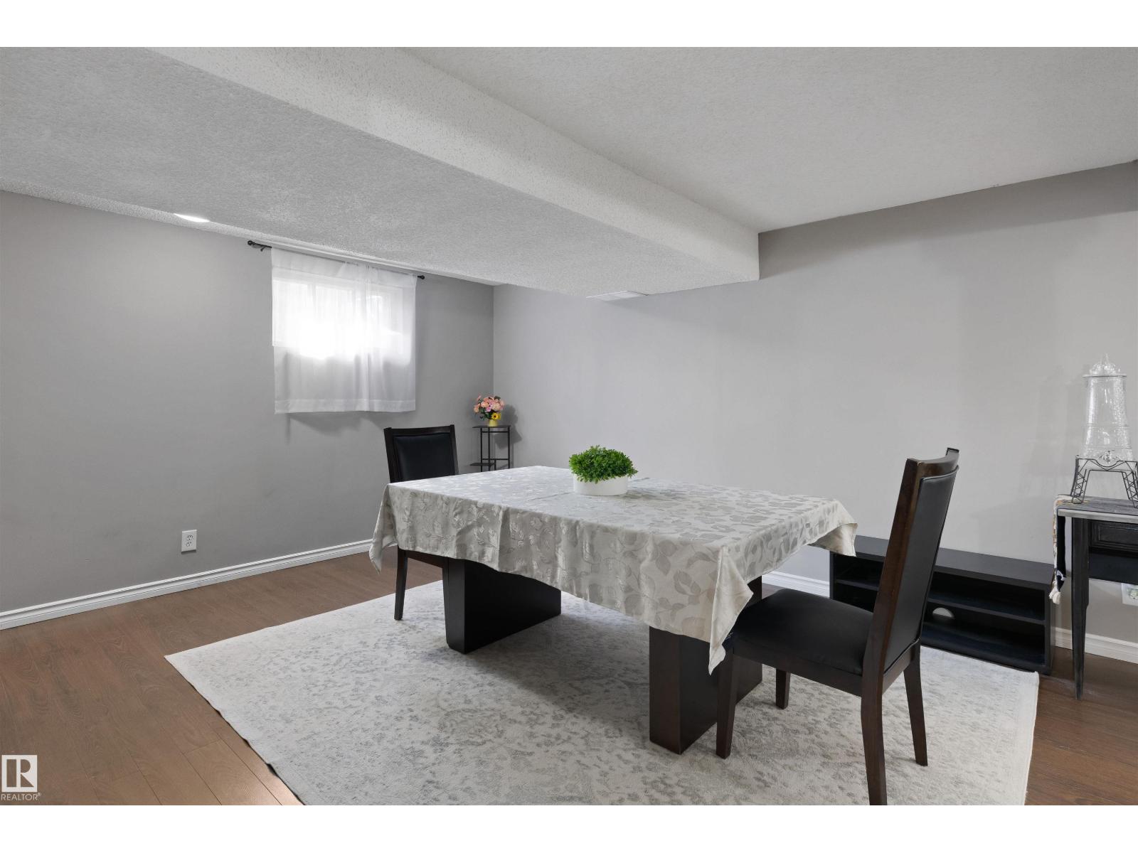 10994 135 St Nw Property Photo 24
