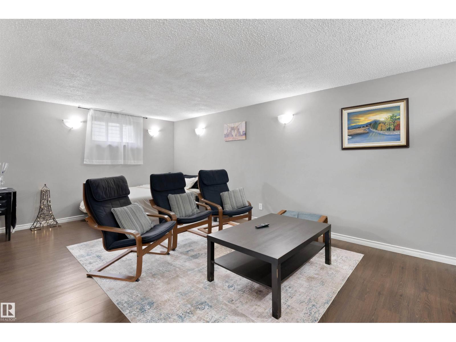 10994 135 St Nw Property Photo 26
