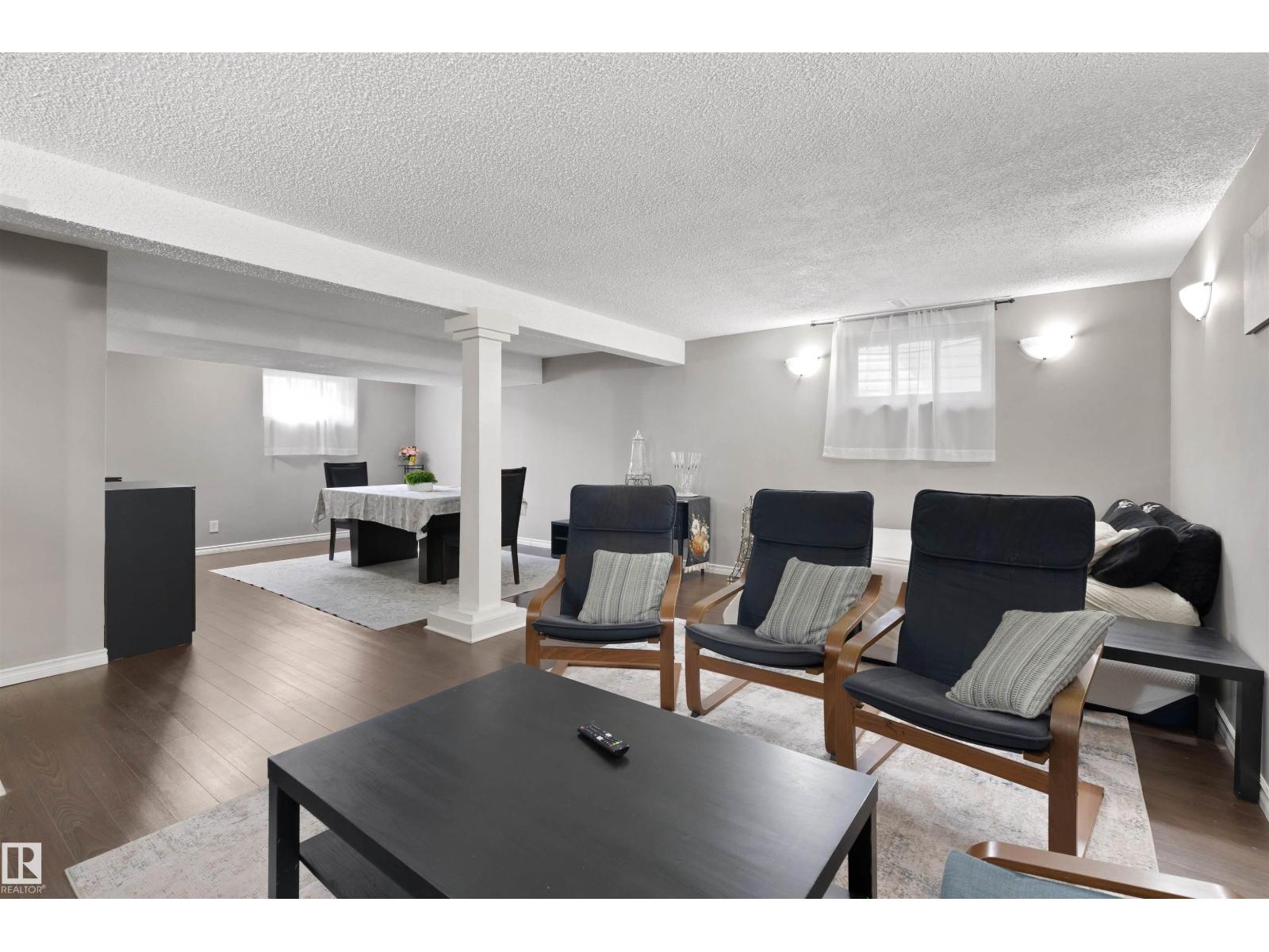 10994 135 St Nw Property Photo 27