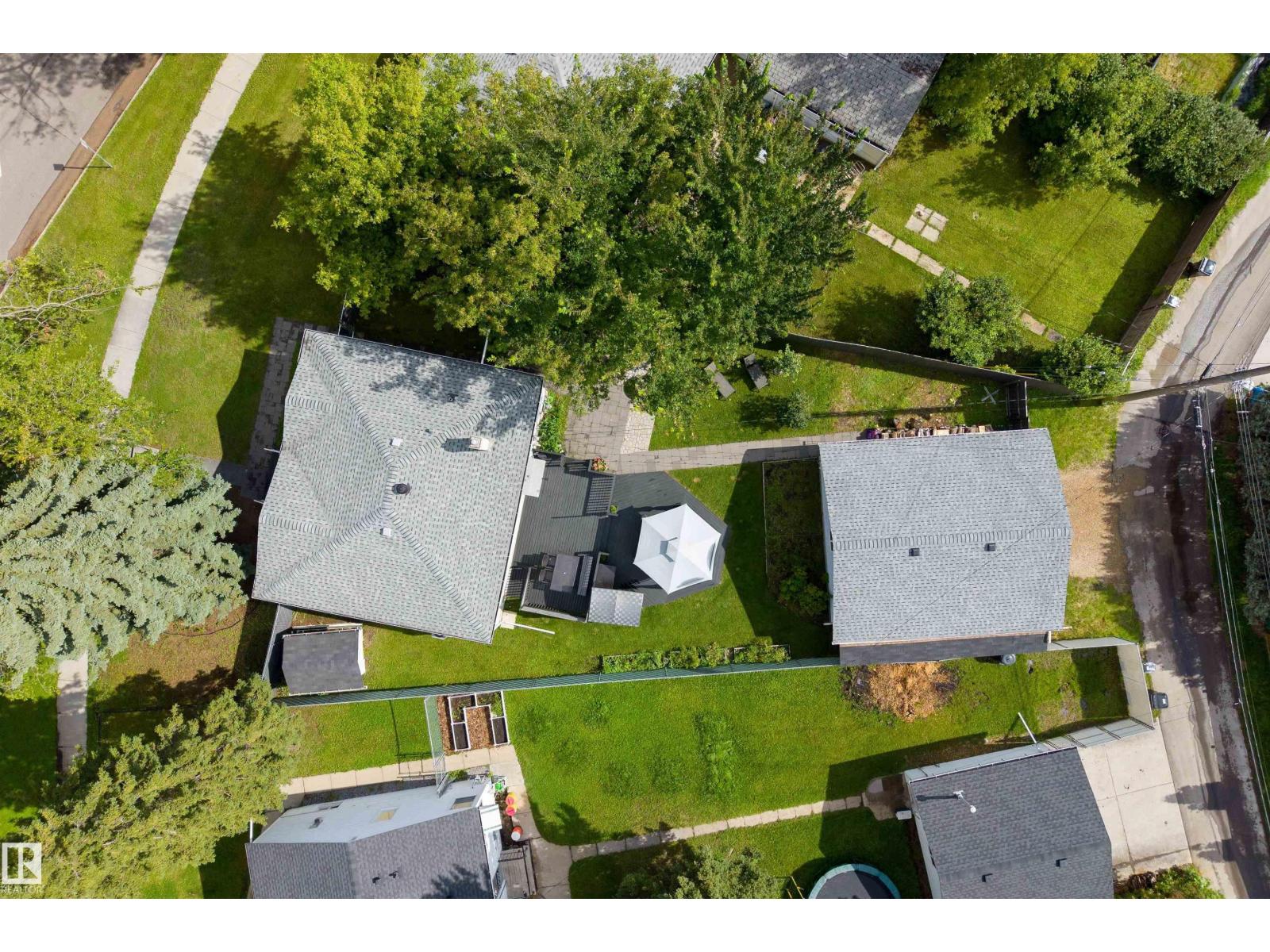 10994 135 St Nw Property Photo 43