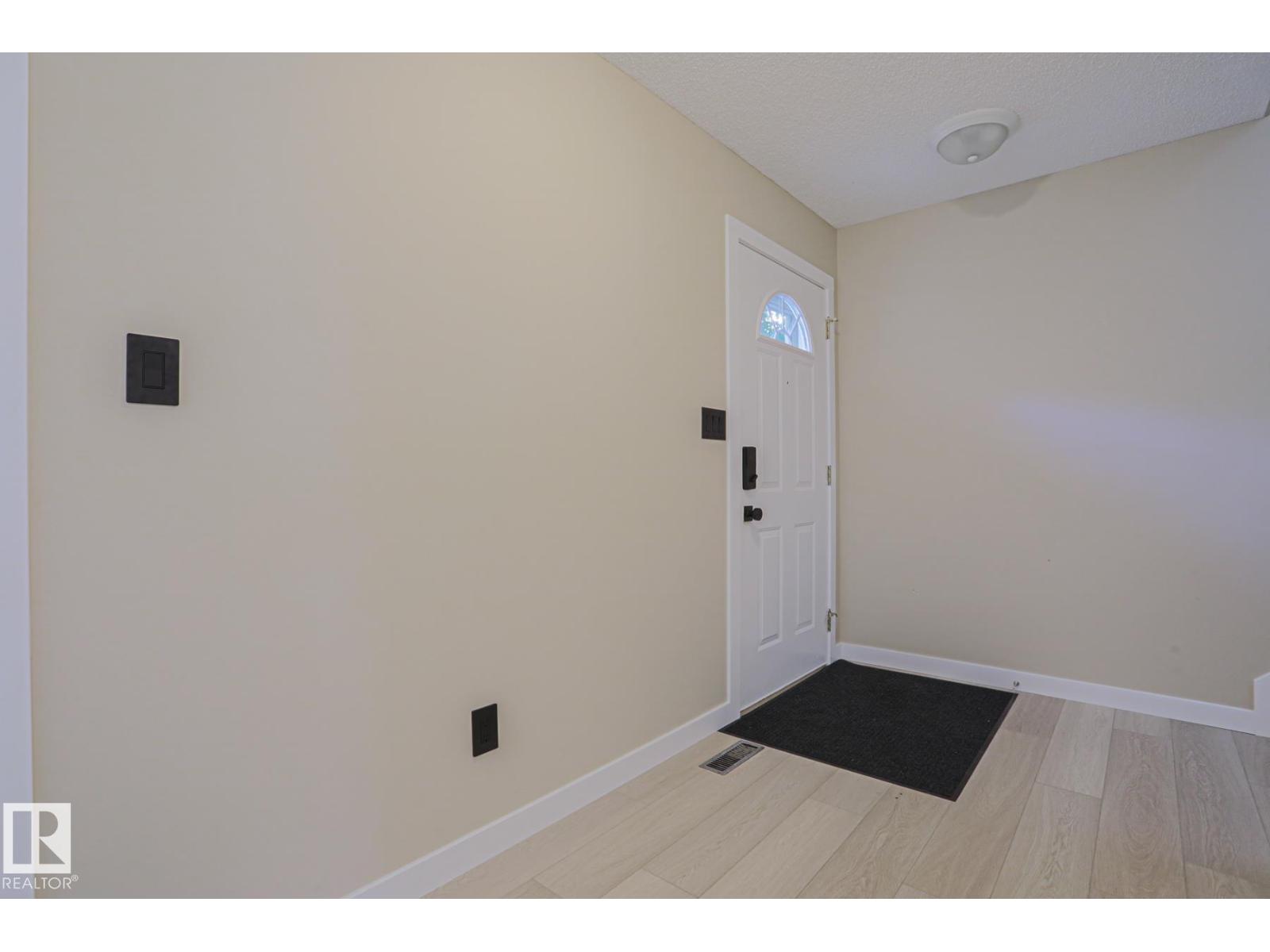 8 Erinwoods Pl Property Photo 17