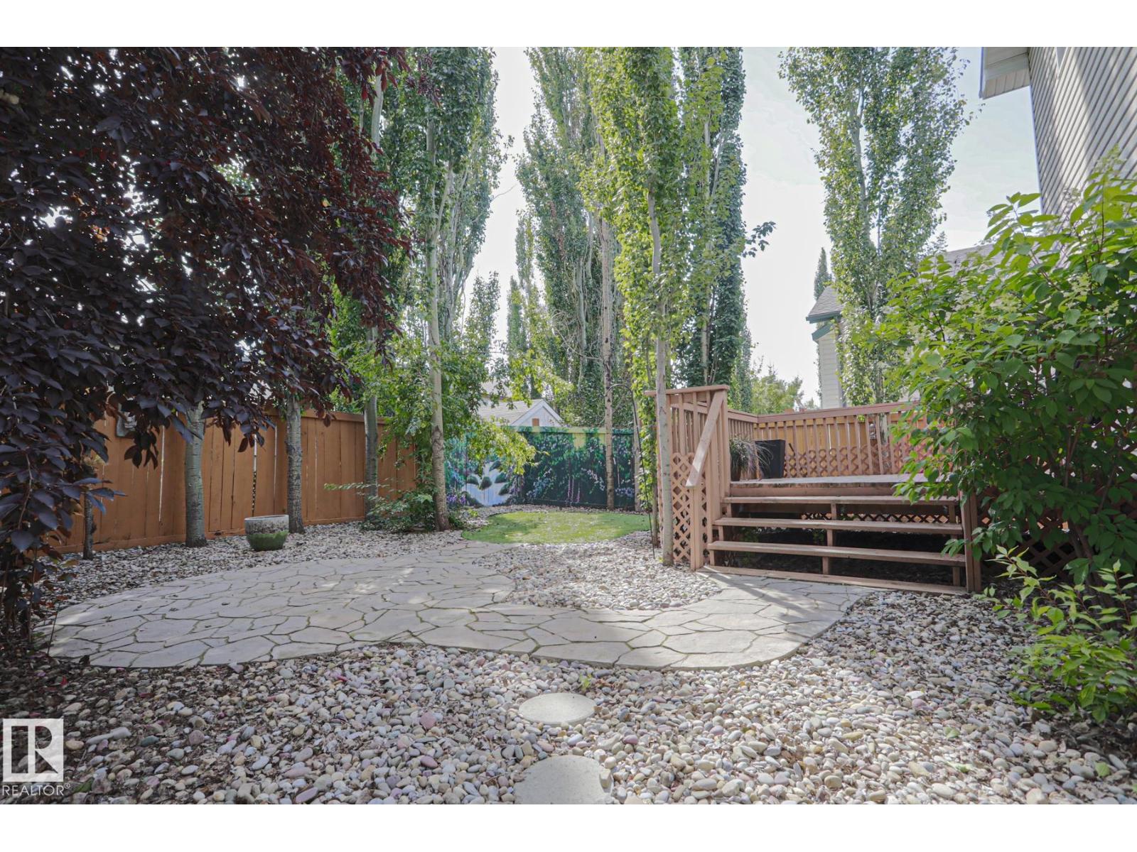 8 Erinwoods Pl Property Photo 43