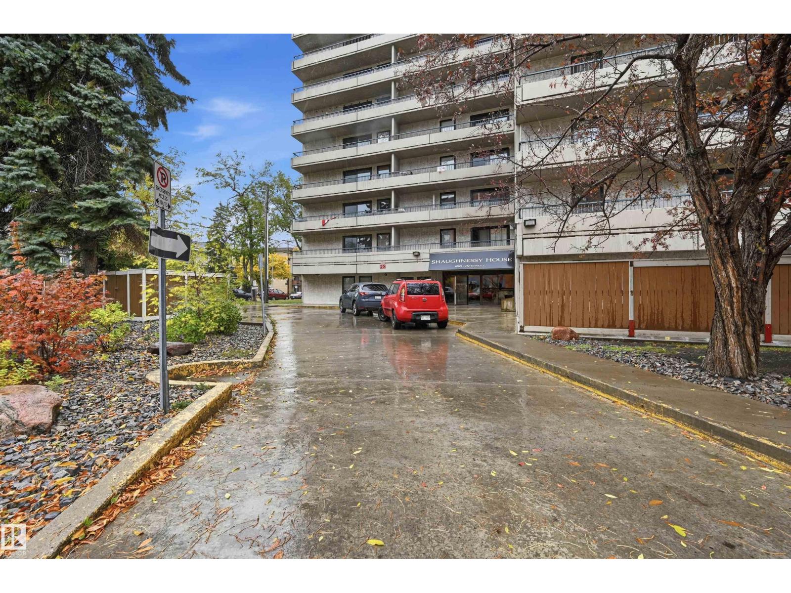 #205 10175 114 St Nw Property Photo 1