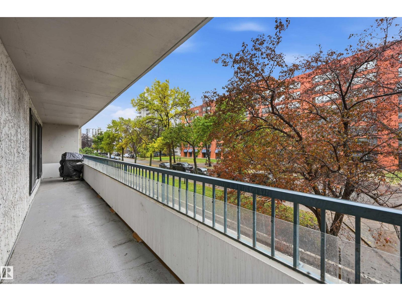 #205 10175 114 St Nw Property Photo 21