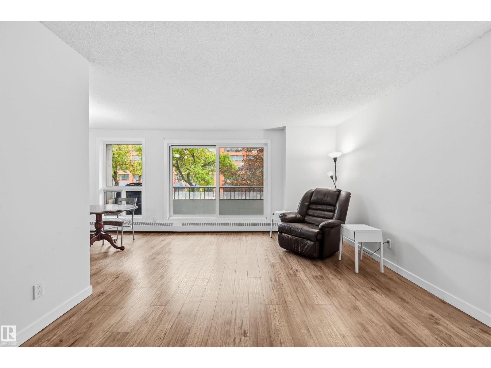 #205 10175 114 St Nw Property Photo 29