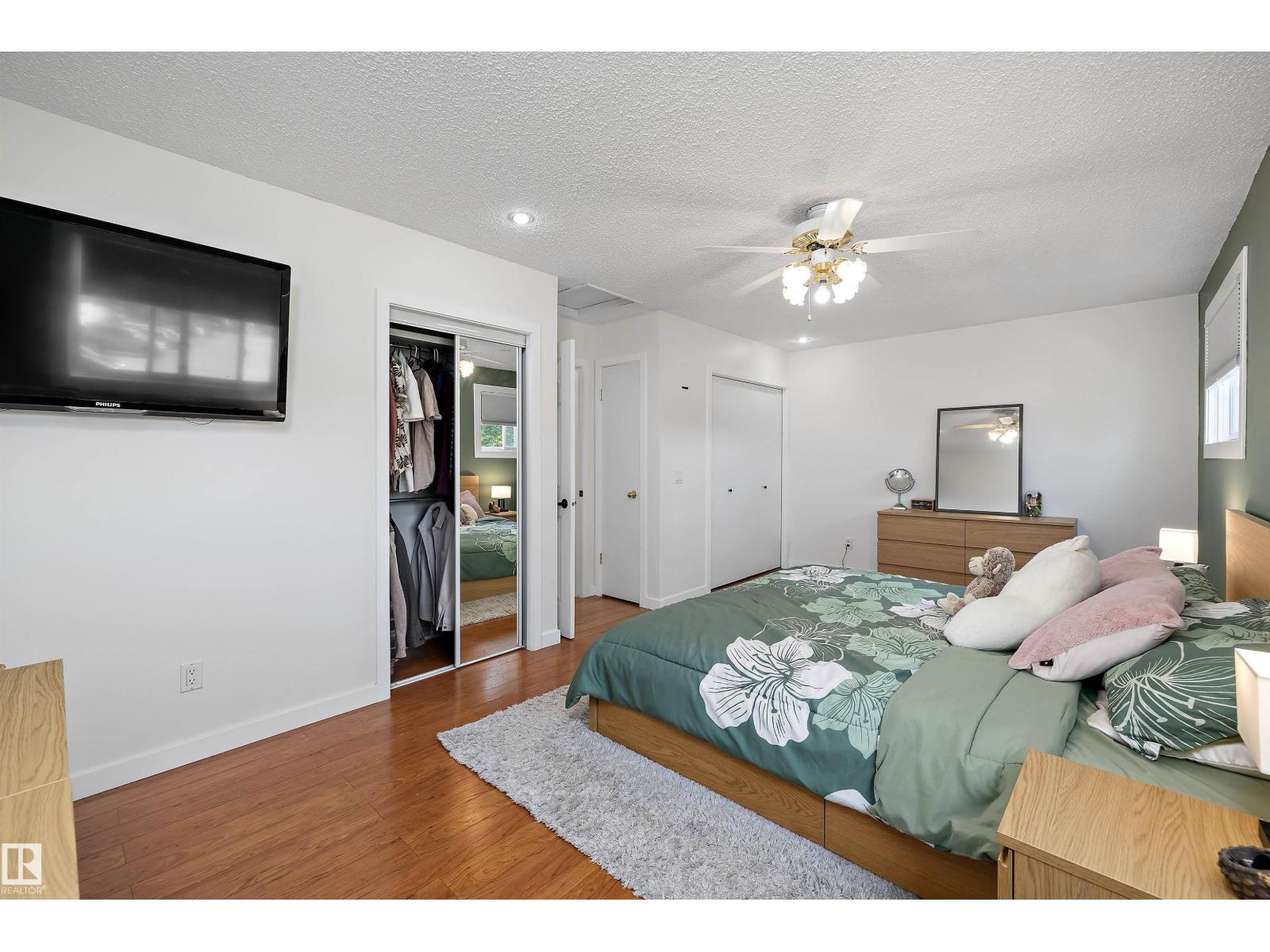 14207 23 St Nw Property Photo 19