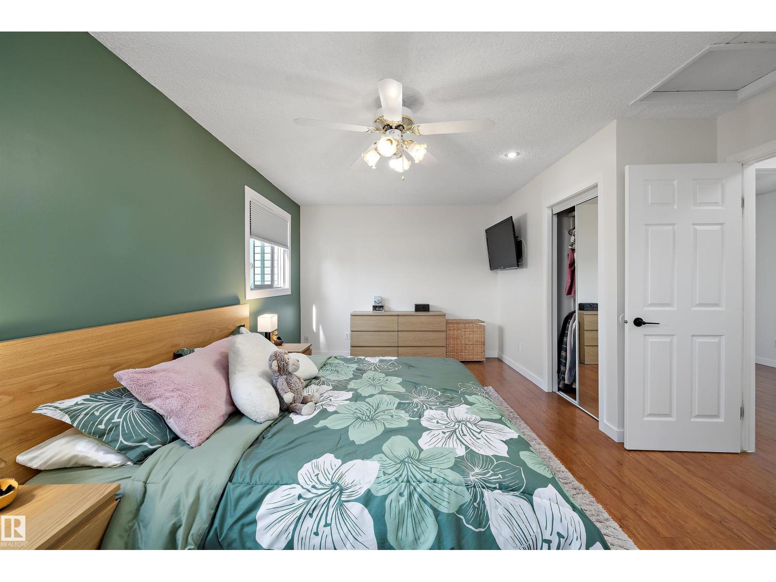 14207 23 St Nw Property Photo 21