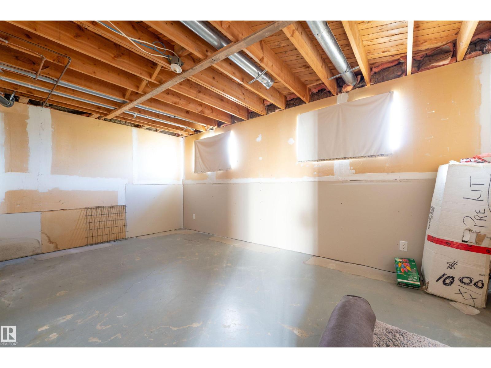 5019 46 St Property Photo 25