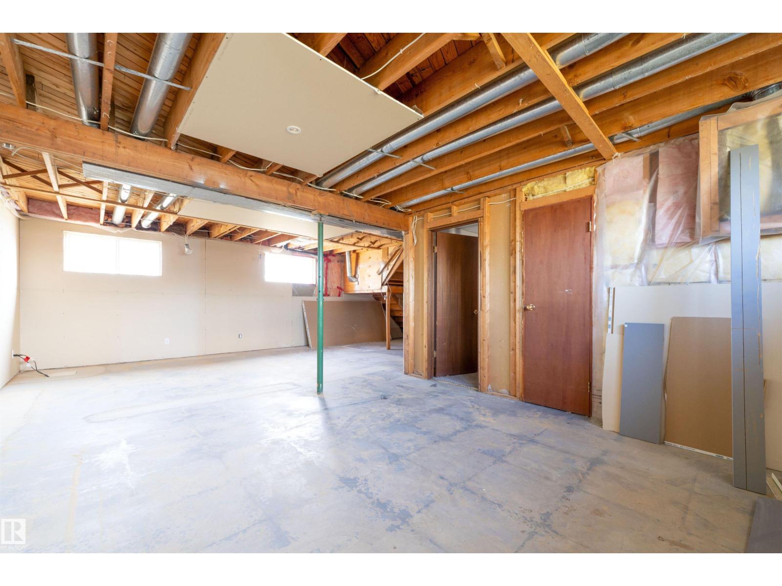 5019 46 St Property Photo 29