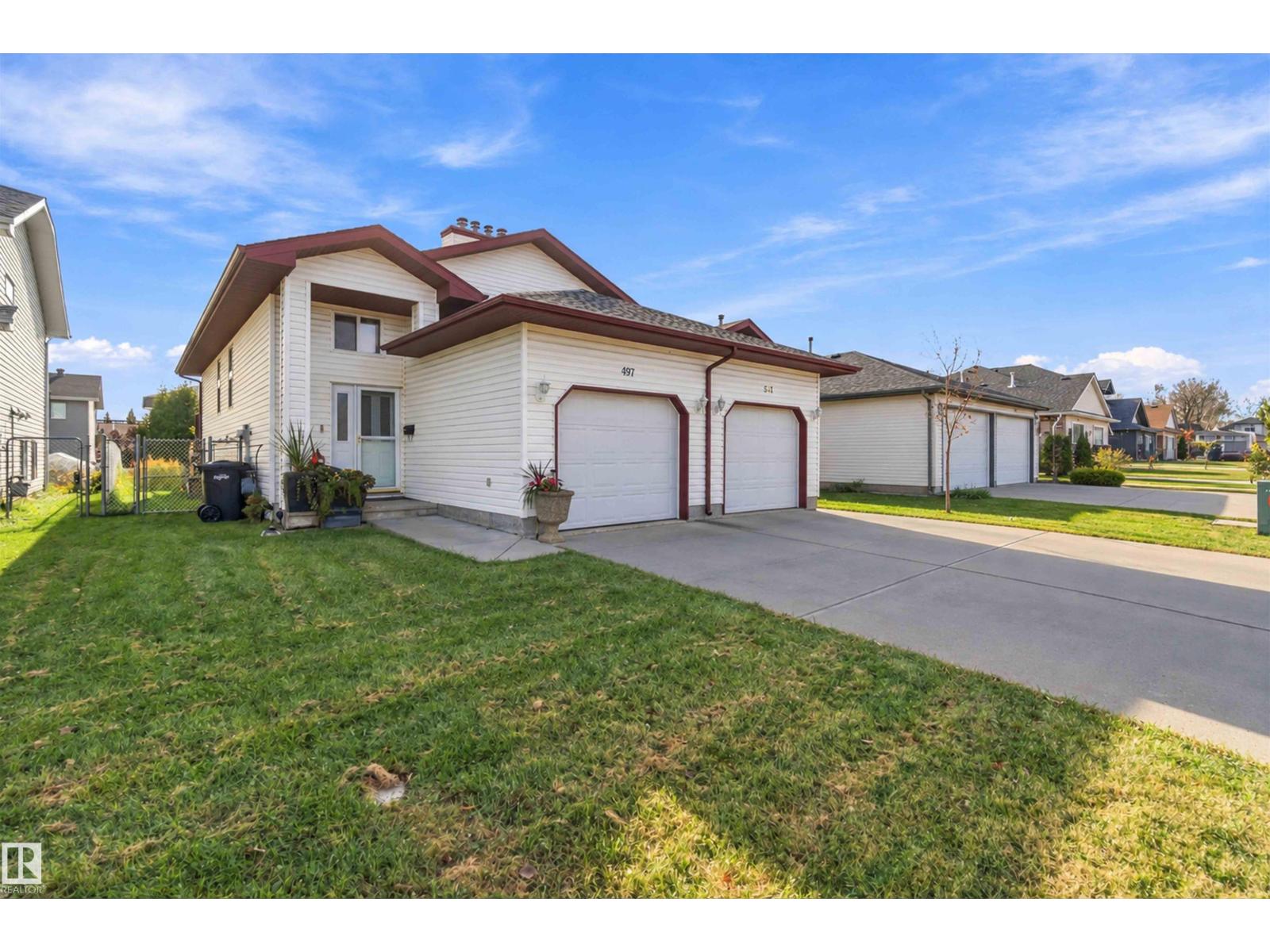 497 Kananaskis Dr Property Photo 1