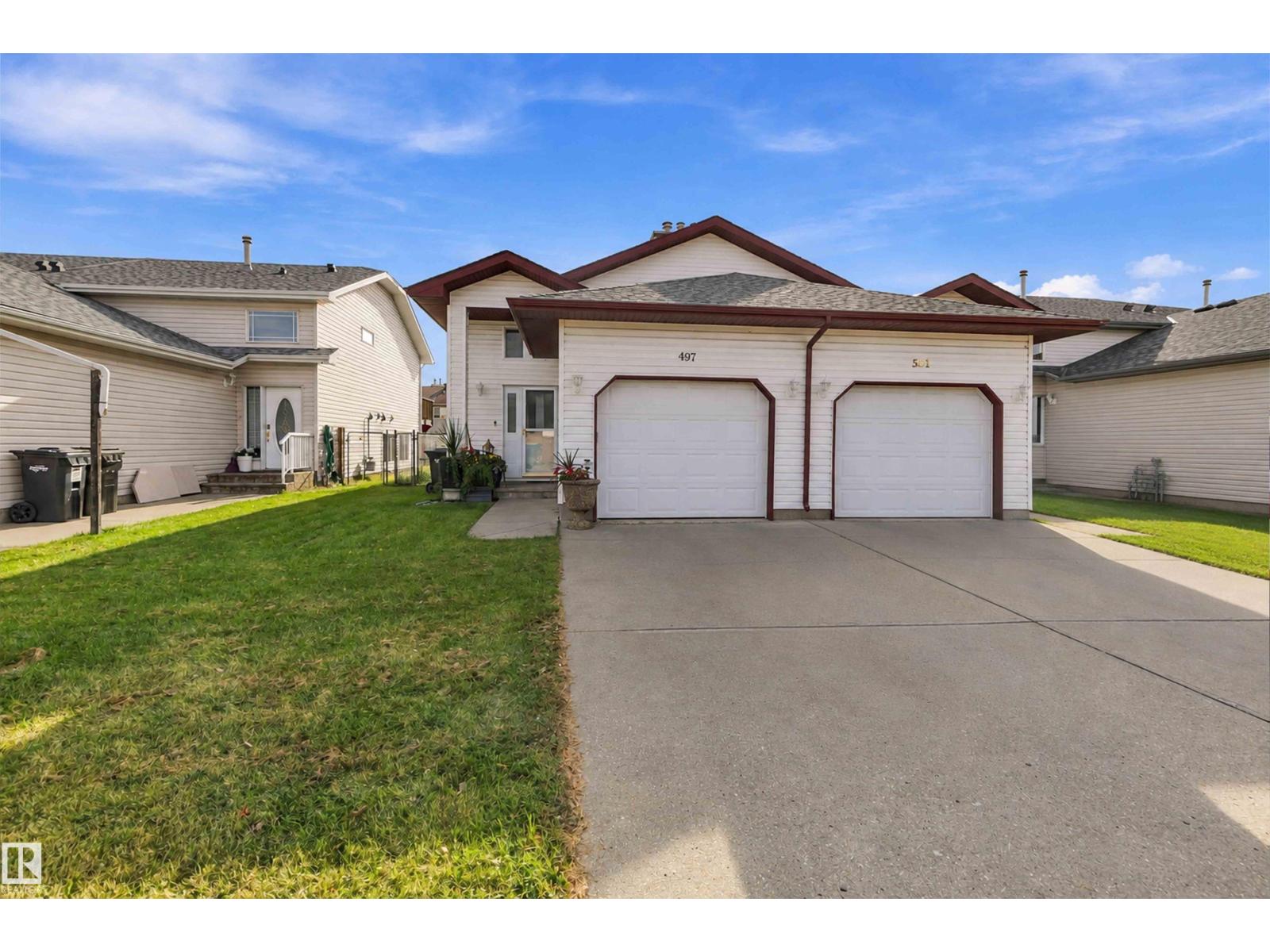 497 Kananaskis Dr Property Photo 2