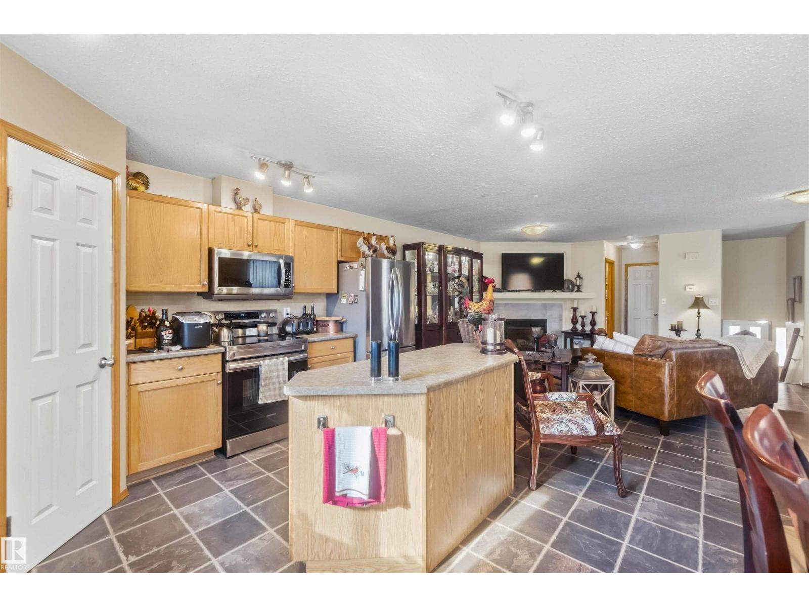 497 Kananaskis Dr Property Photo 12