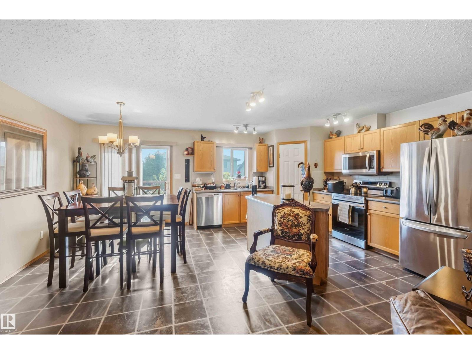 497 Kananaskis Dr Property Photo 13