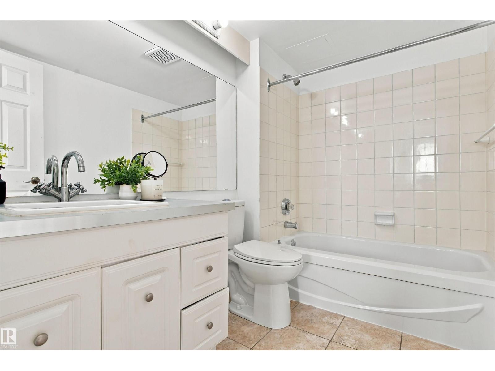 #1304 10149 Saskatchewan Dr Nw Property Photo 22