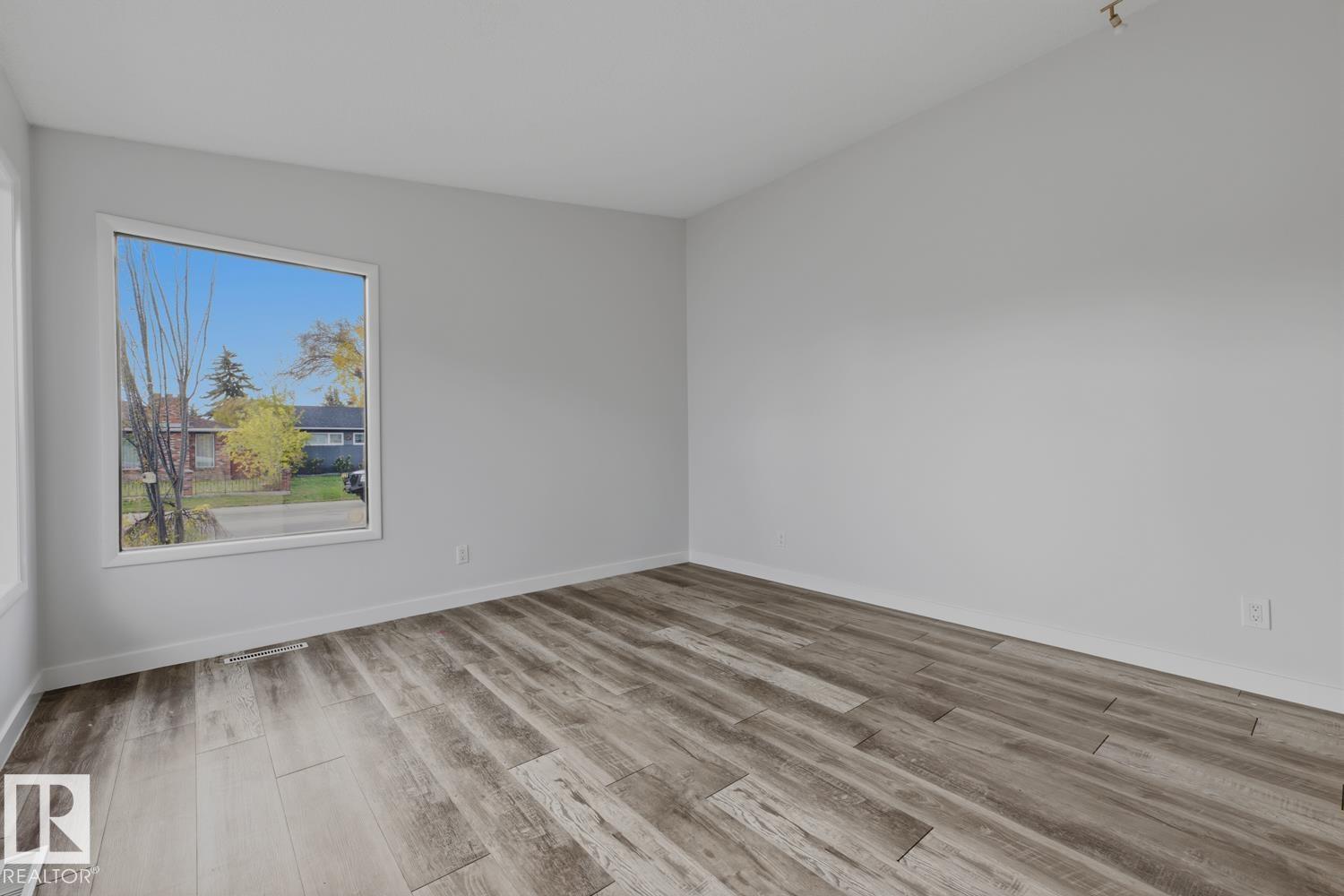 E4513086 Property Photo 12