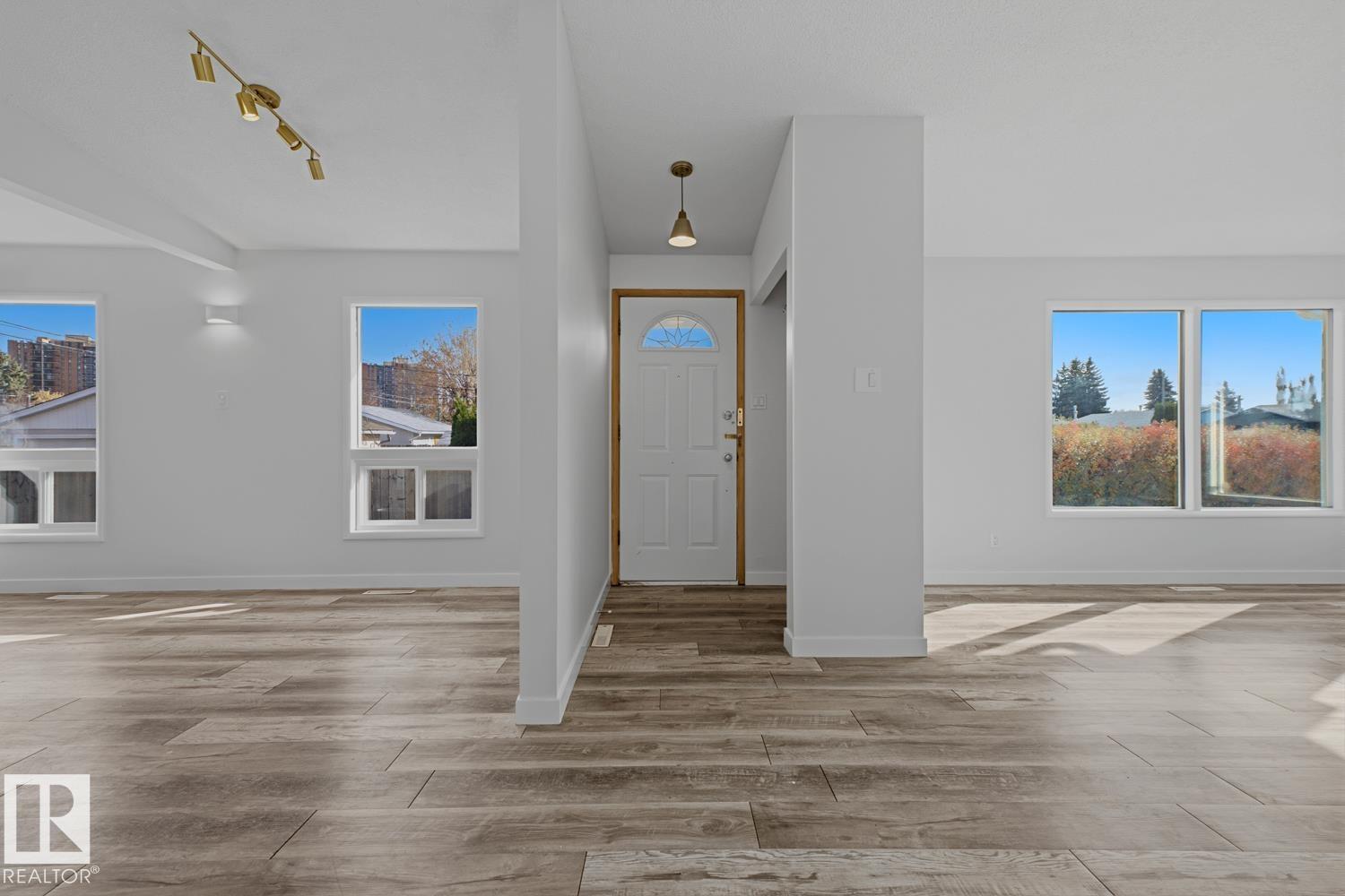 E4513086 Property Photo 14