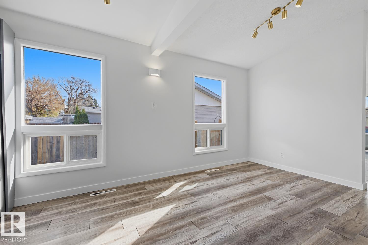 E4513086 Property Photo 15