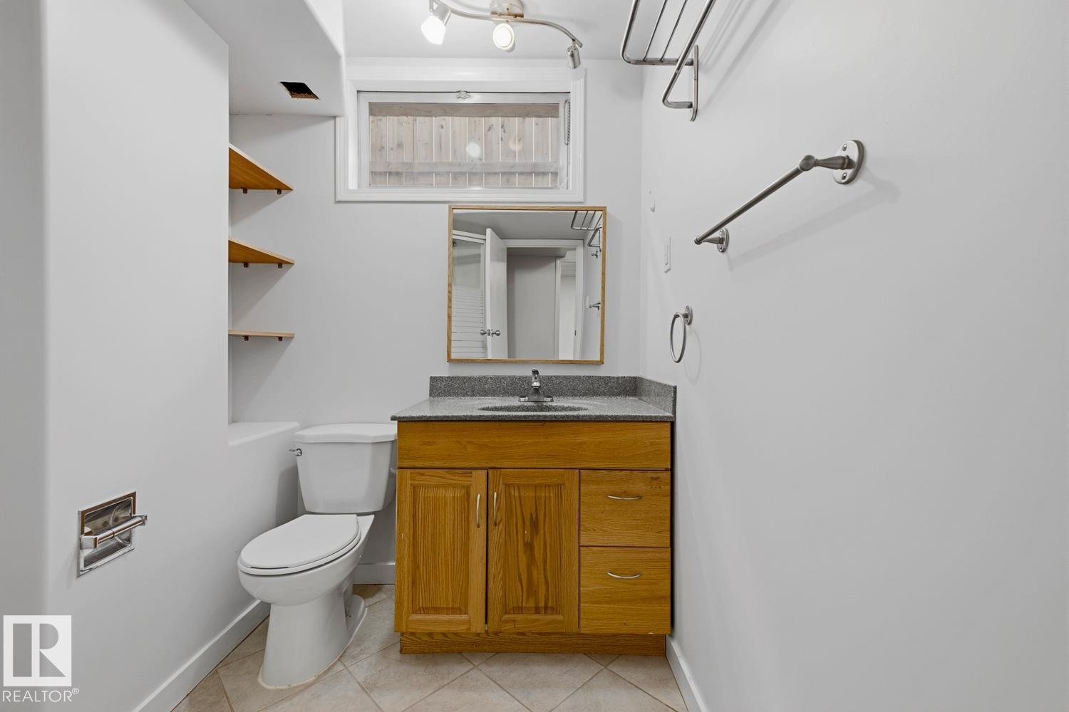 E4513086 Property Photo 30