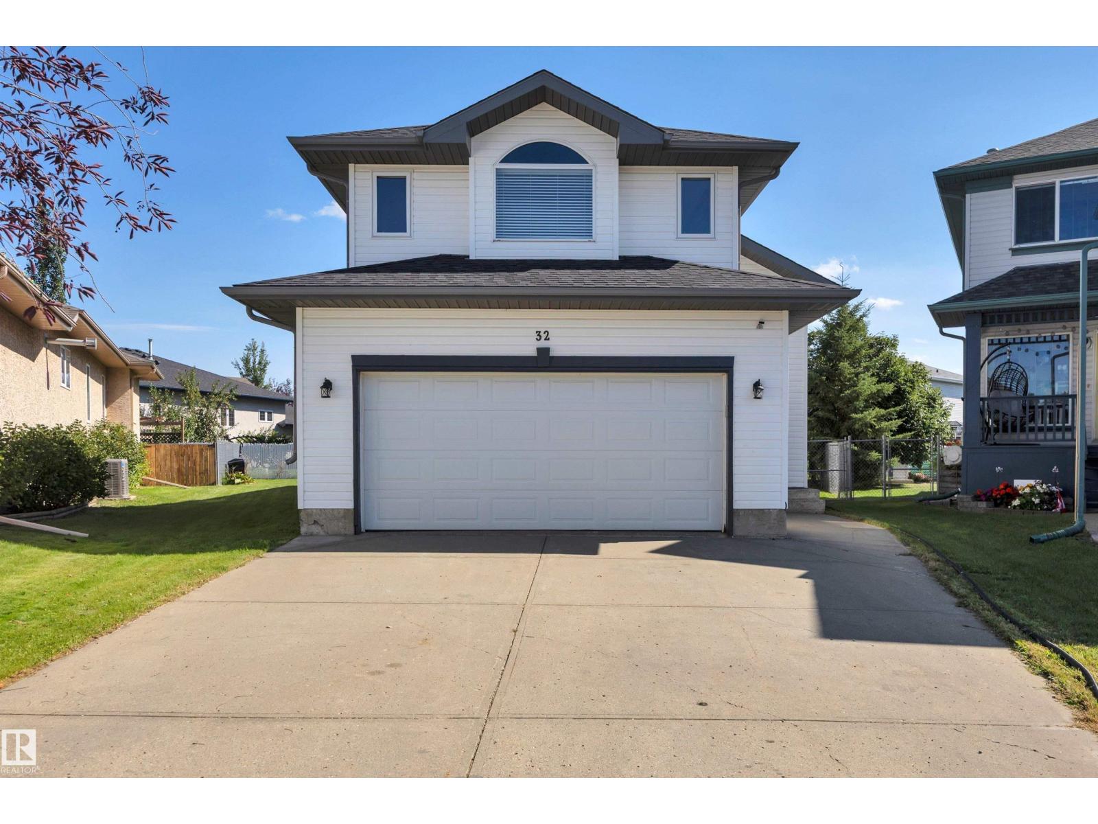 32 MEADOWVIEW DR Property Photo 1