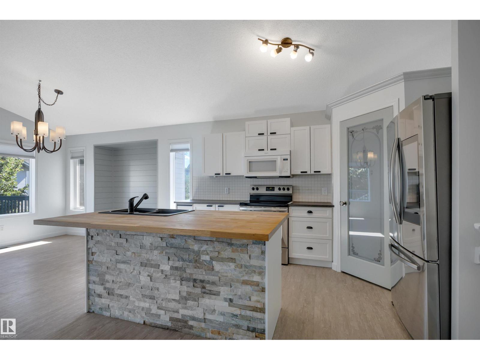 32 Meadowview Dr Property Photo 8
