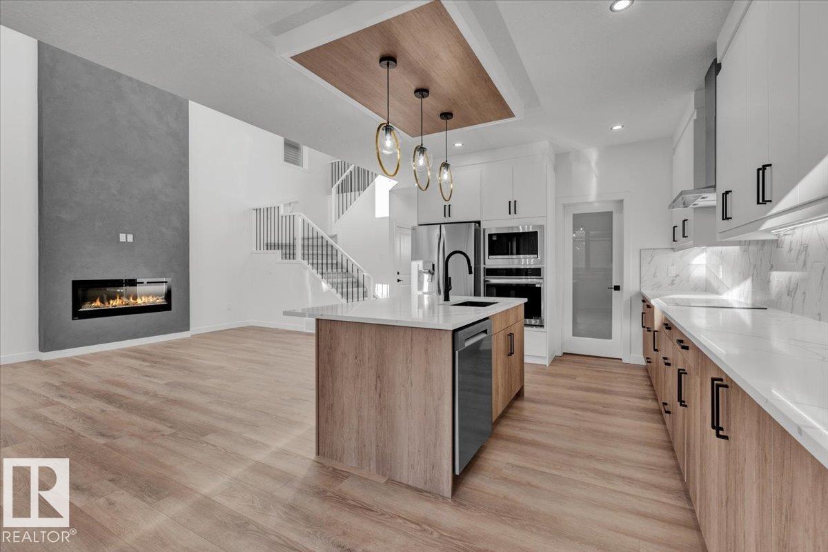 1115 Gyrfalcon Cr Nw Property Photo 14