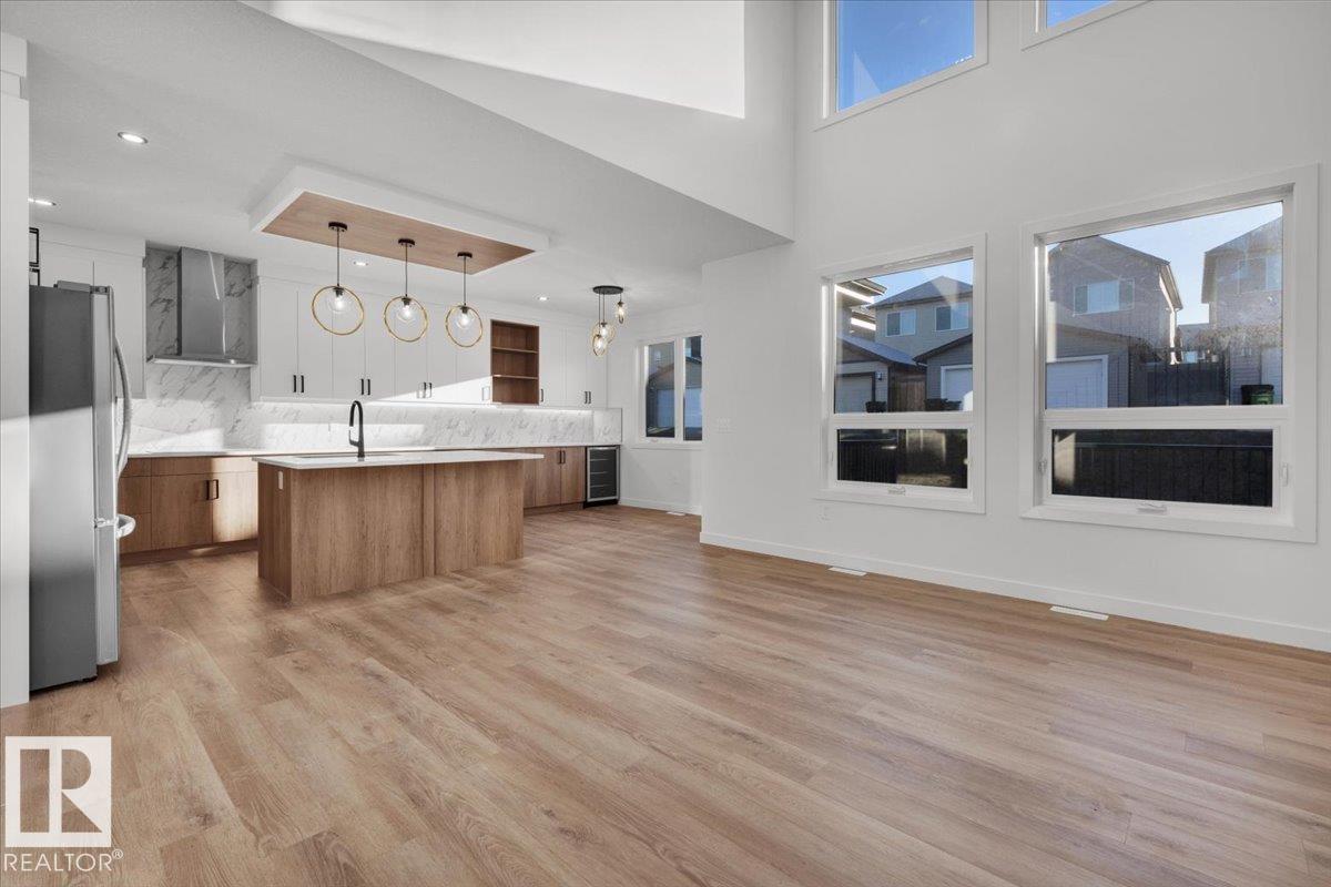 1115 Gyrfalcon Cr Nw Property Photo 28