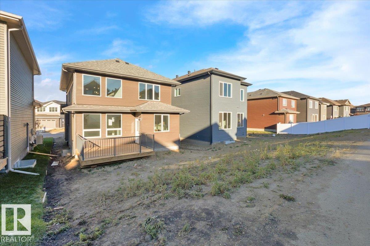 1115 Gyrfalcon Cr Nw Property Photo 61