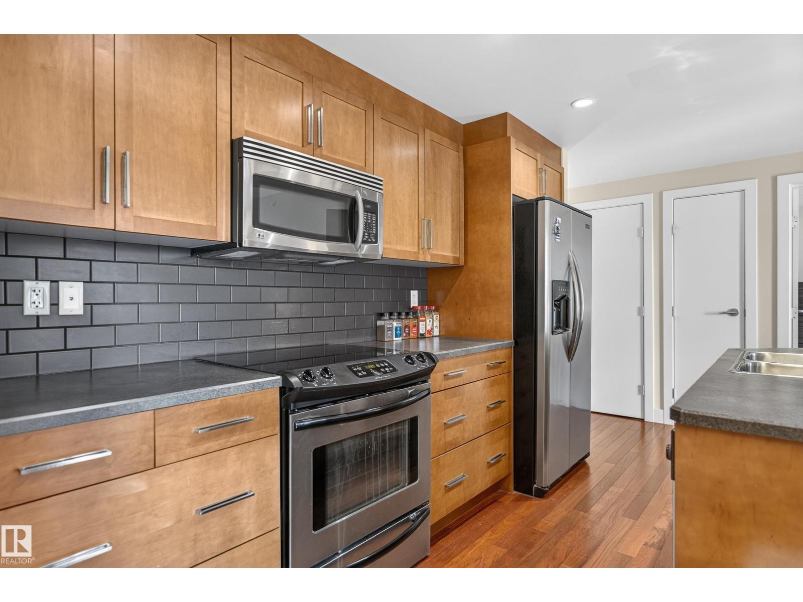 #505 11933 Jasper Av Nw Property Photo 15