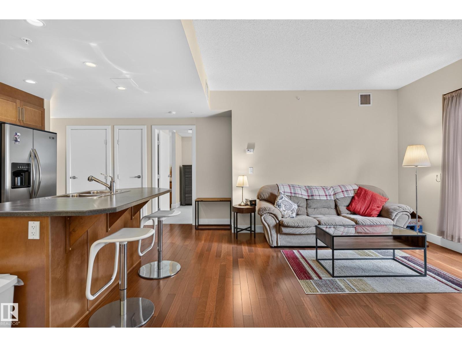 #505 11933 Jasper Av Nw Property Photo 20
