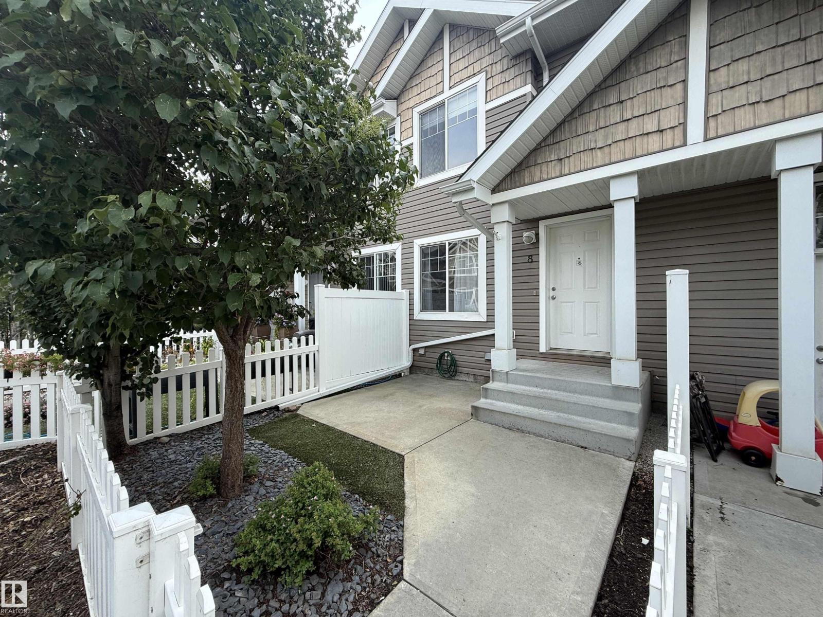 #8 3075 Trelle Cr Nw Property Photo 6