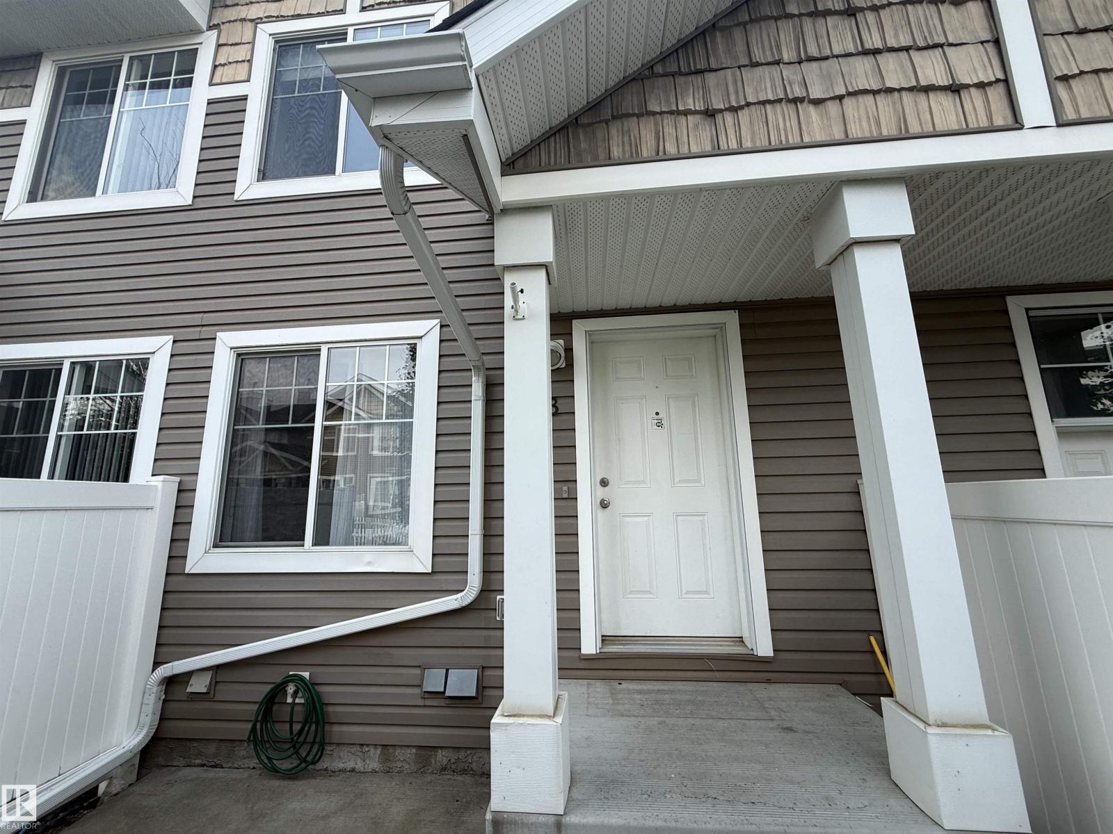 #8 3075 Trelle Cr Nw Property Photo 8
