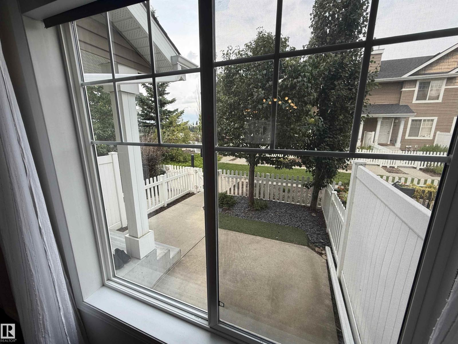 #8 3075 Trelle Cr Nw Property Photo 13