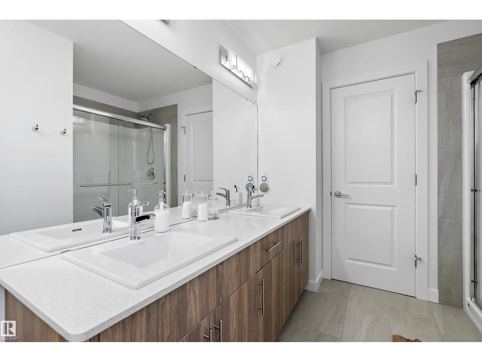 23011 96 Av Nw Property Photo 13