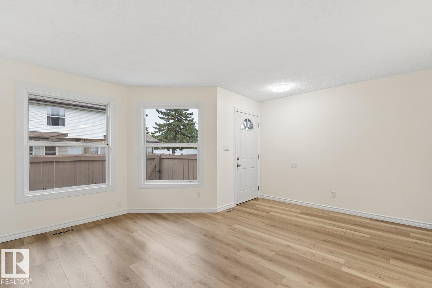 10475 24 Av Nw Property Photo 13