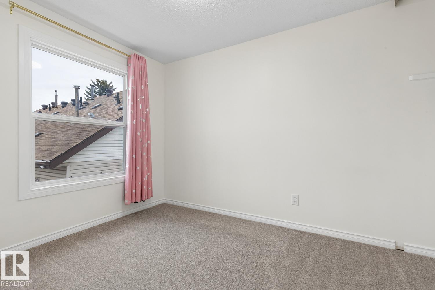 10475 24 Av Nw Property Photo 21