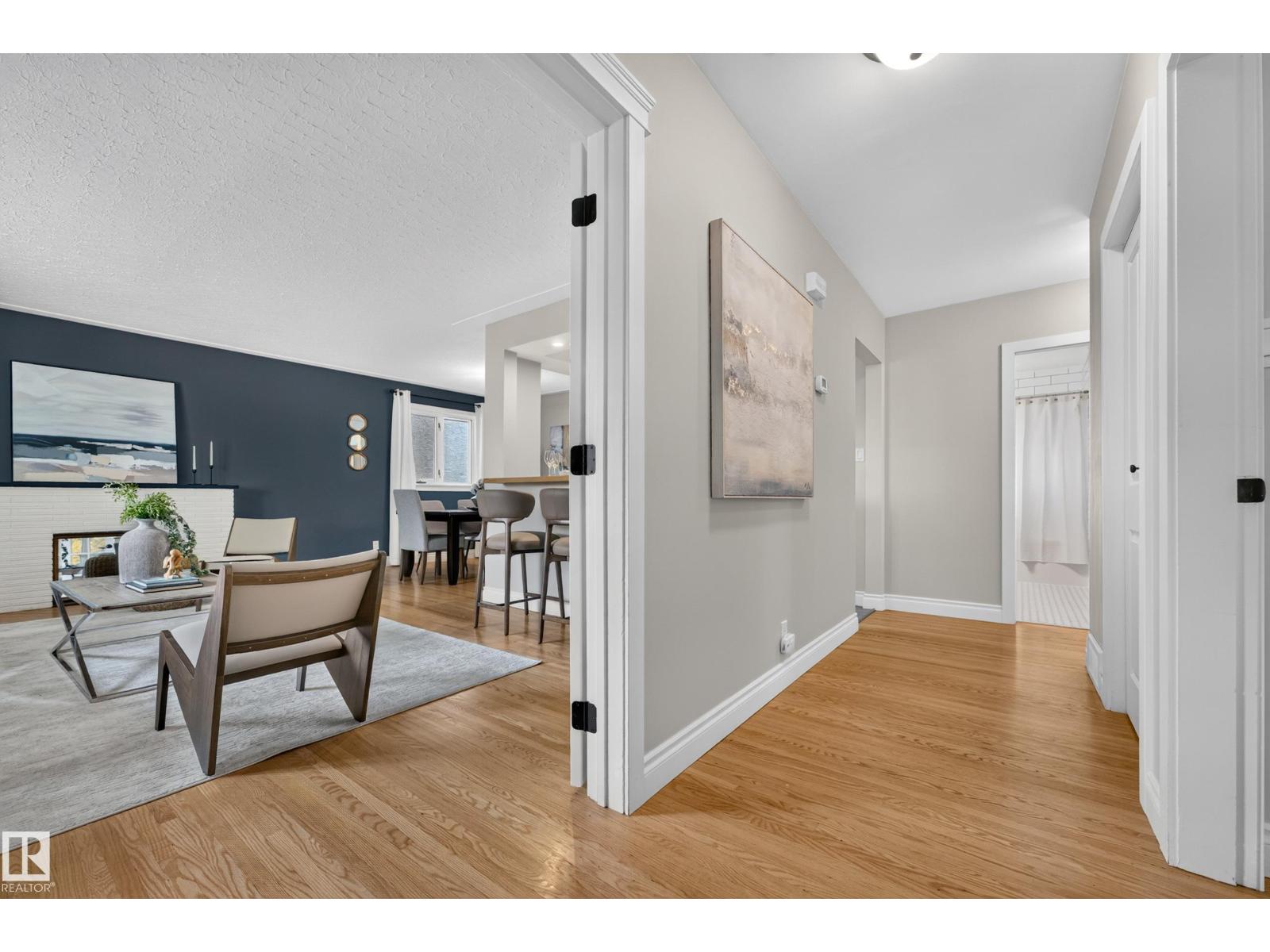 10224 82 St Nw Property Photo 6