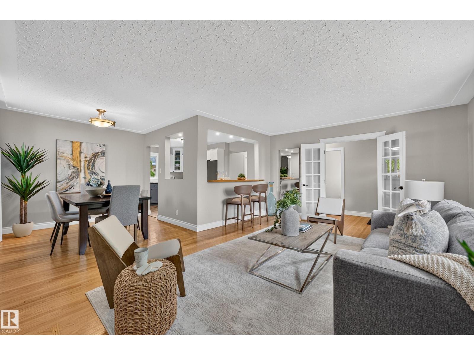 10224 82 St Nw Property Photo 11