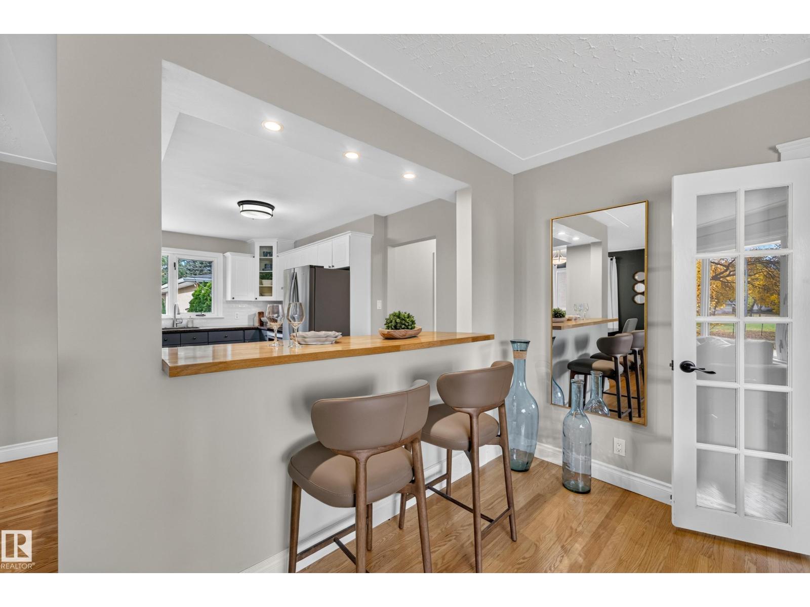 10224 82 St Nw Property Photo 12