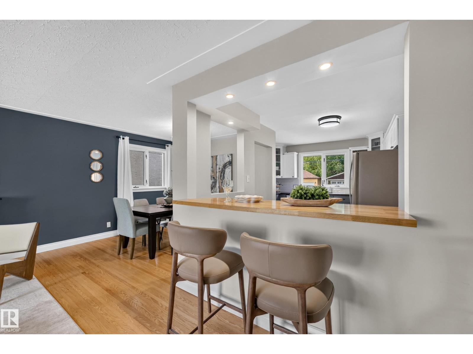 10224 82 St Nw Property Photo 13