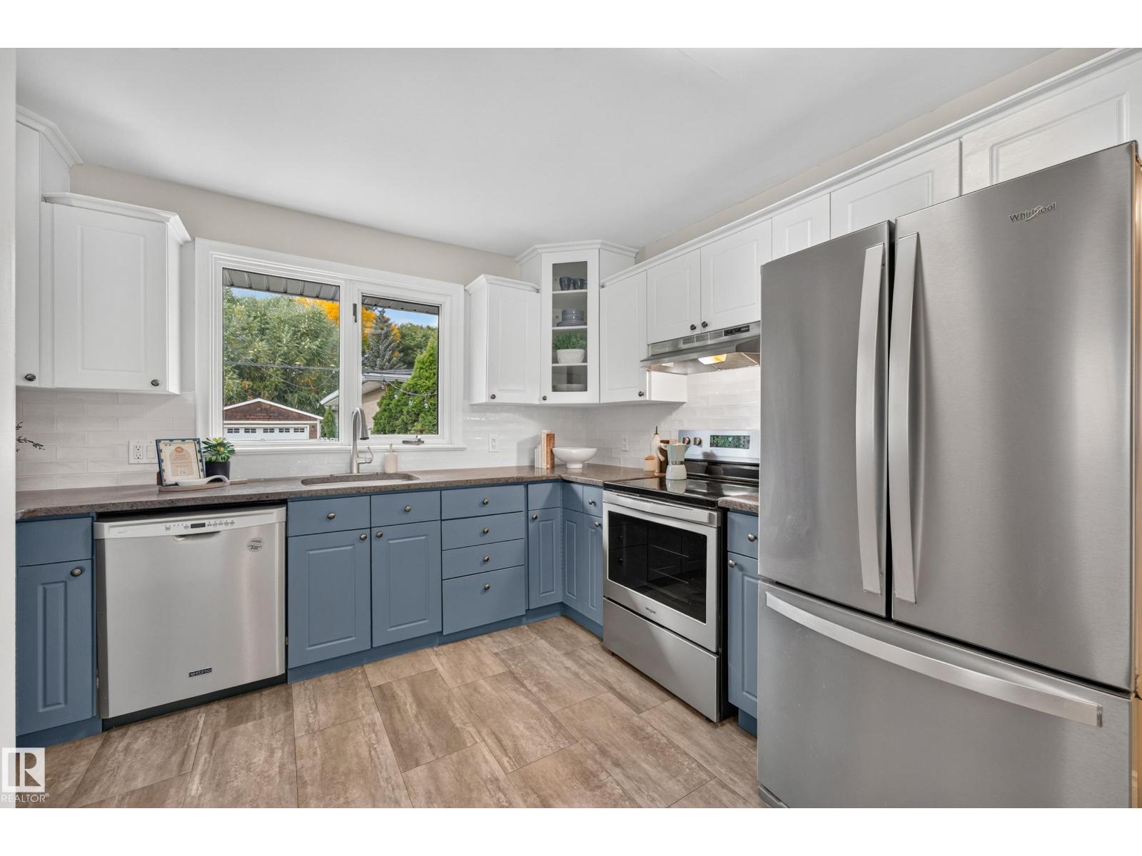 10224 82 St Nw Property Photo 19