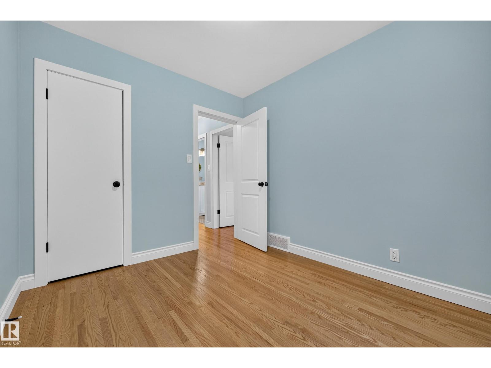 10224 82 St Nw Property Photo 31