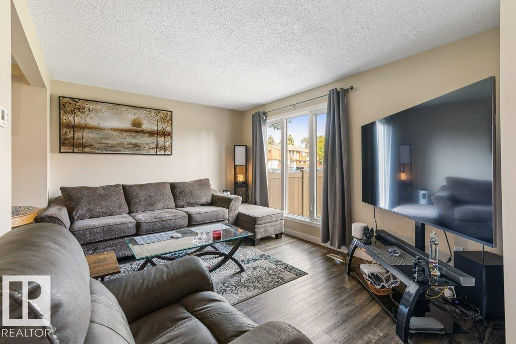 8306 182 St Nw Property Photo 7