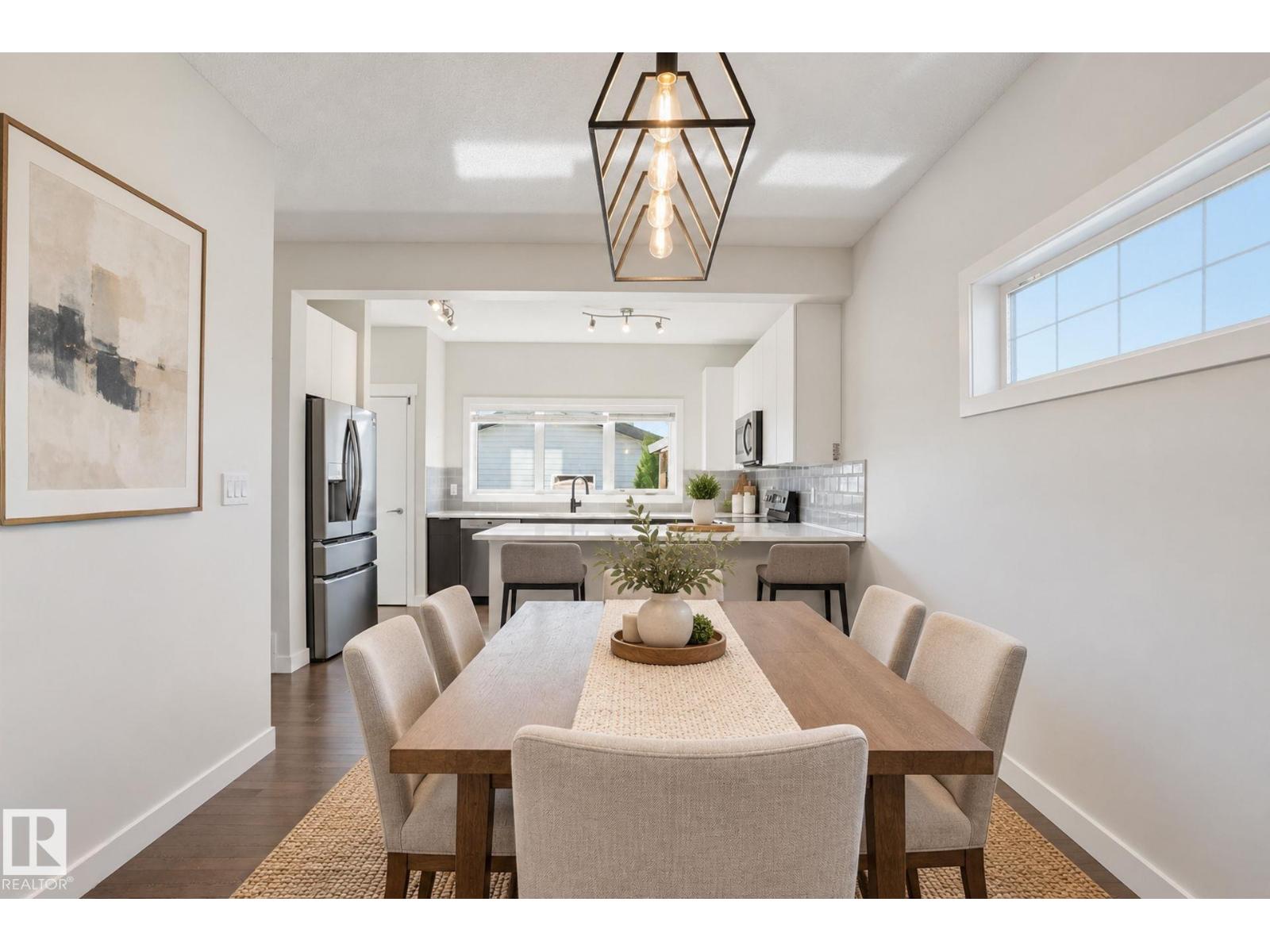 6117 176a Av Nw Property Photo 3