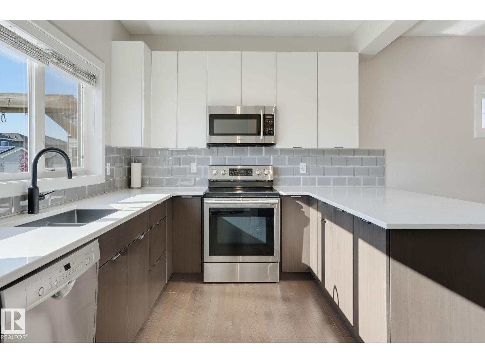 6117 176a Av Nw Property Photo 7