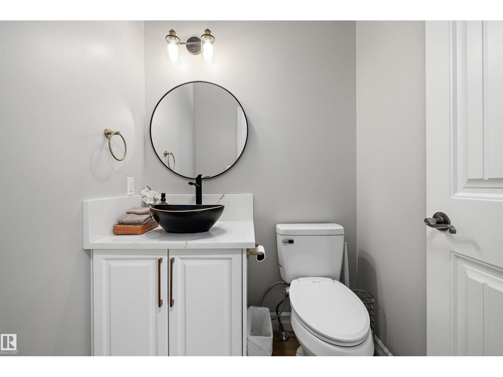 17815 111 St Nw Property Photo 22