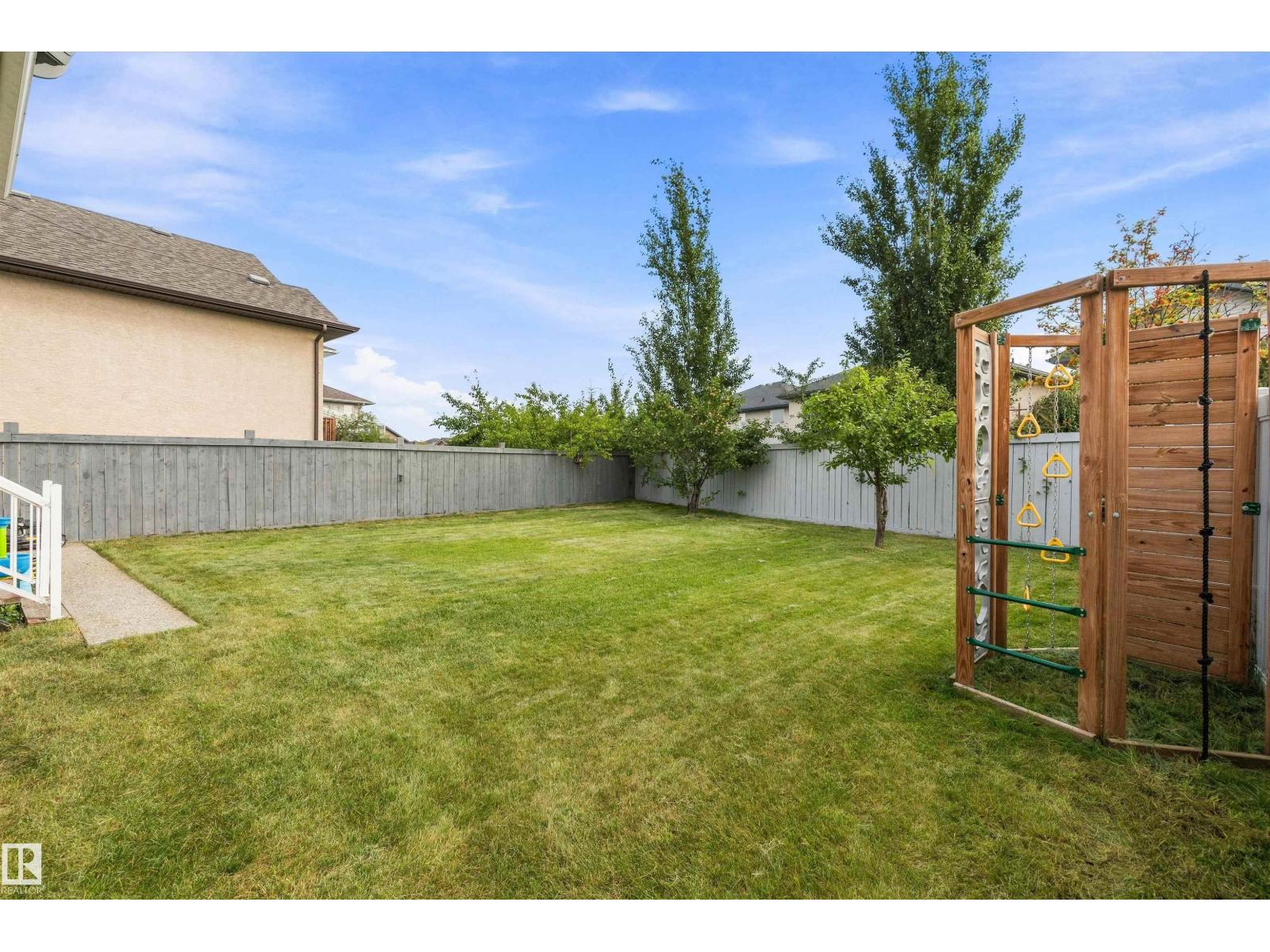 17815 111 St Nw Property Photo 52