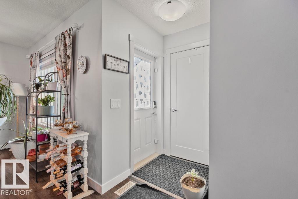 6818 Evans Wynd Nw Property Photo 4